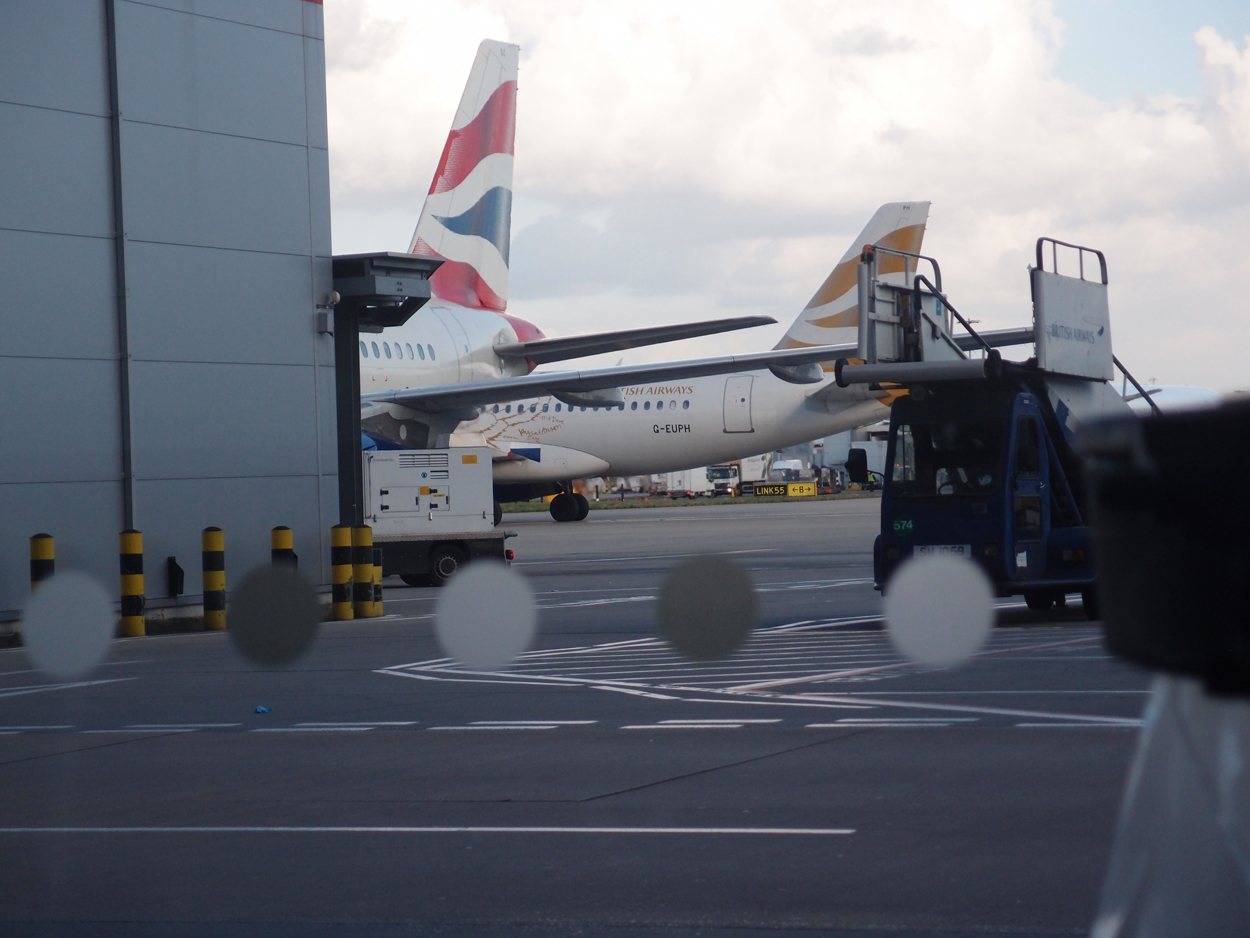 2016-02-23 London Heathrow (Audio & Video)